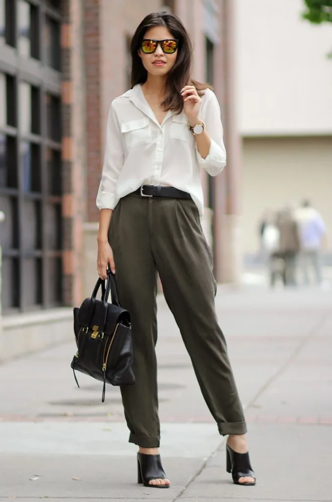 Creating Business Casual Outfits For Women